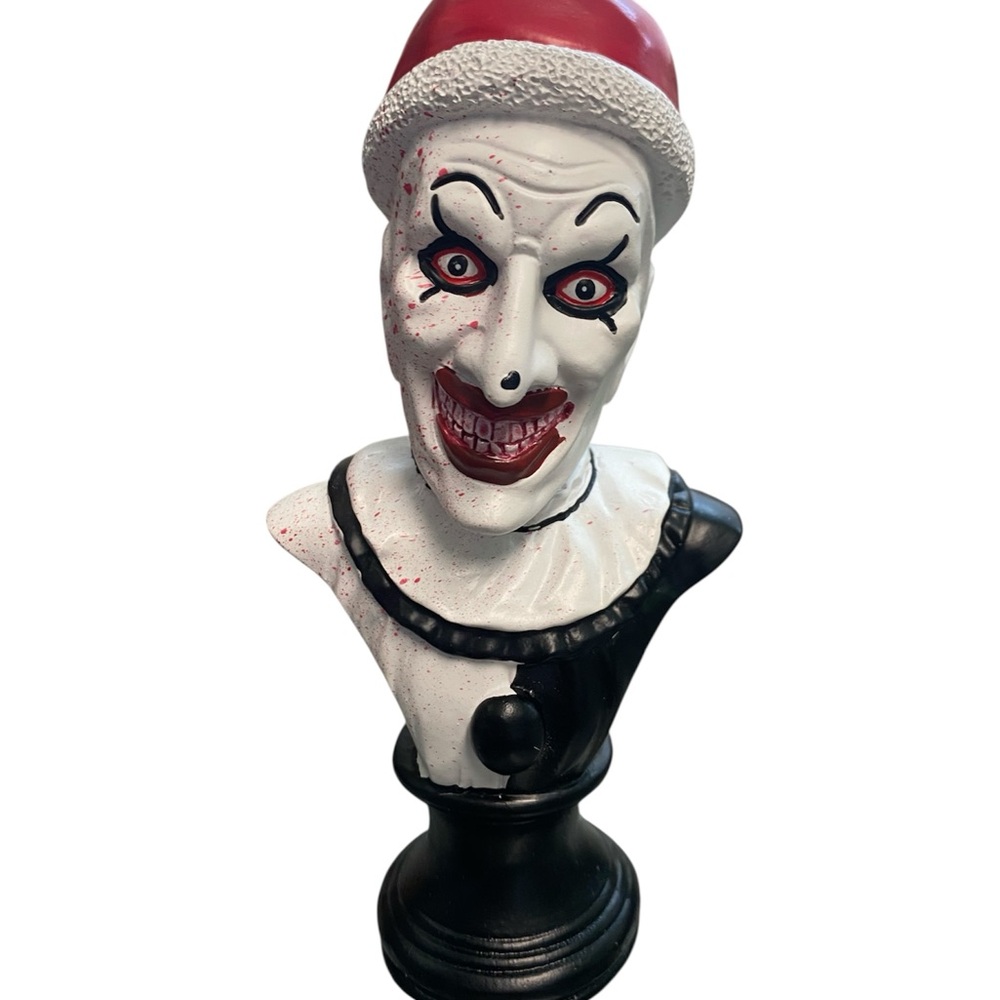 Creepy Clown Art the Clown Bust with Red Santa Hat Halloween, Horror Movie